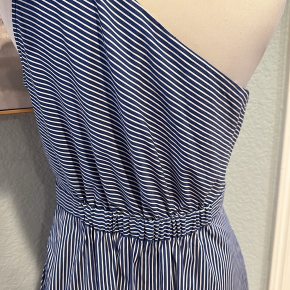 Macy’s ECI New York Size 10 Blue/White One Shoulder Diagonal Striped Dress - Picture 6 of 11